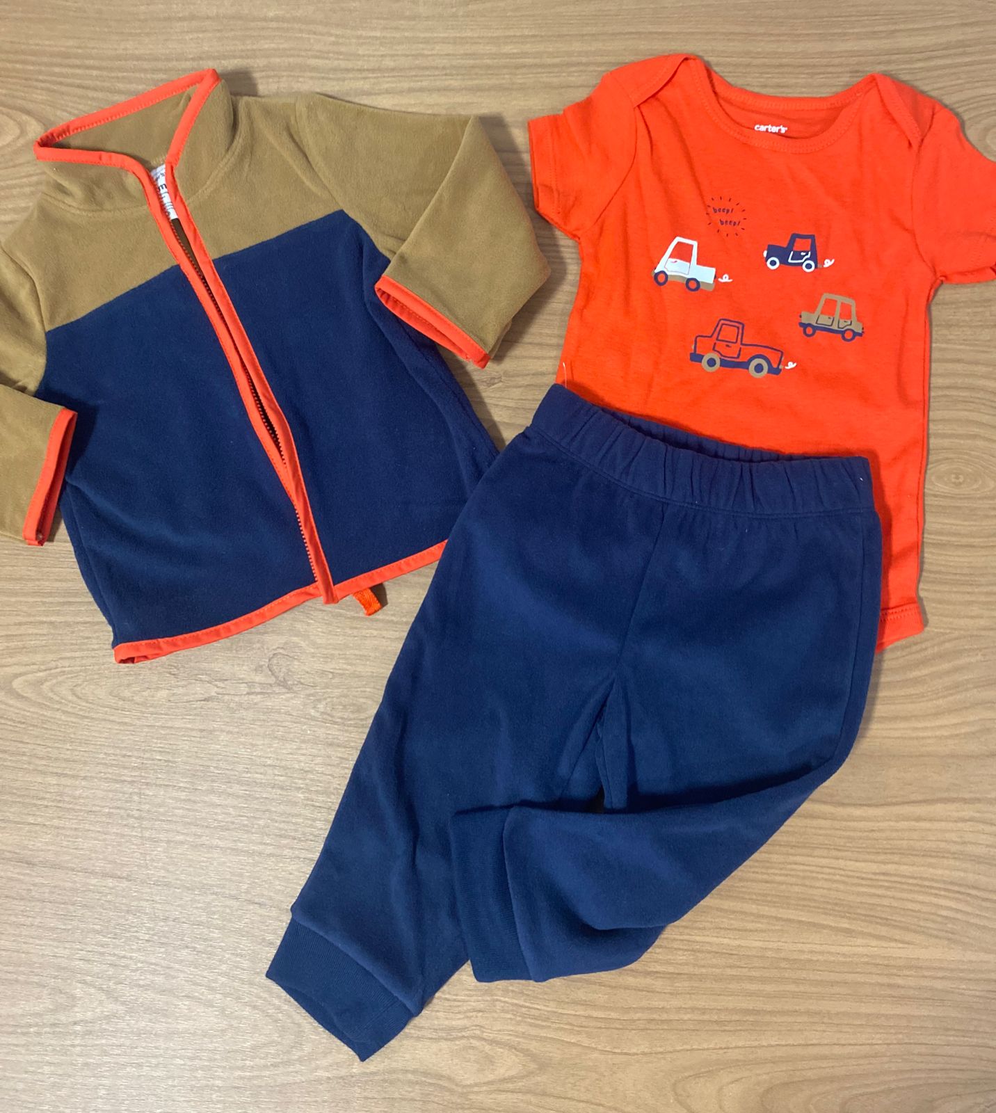 CONJUNTO 3 PEÇAS CARTERS MENINO FLEECE