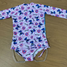 ROUPA DE BANHO MENINA STITCH UV 50+